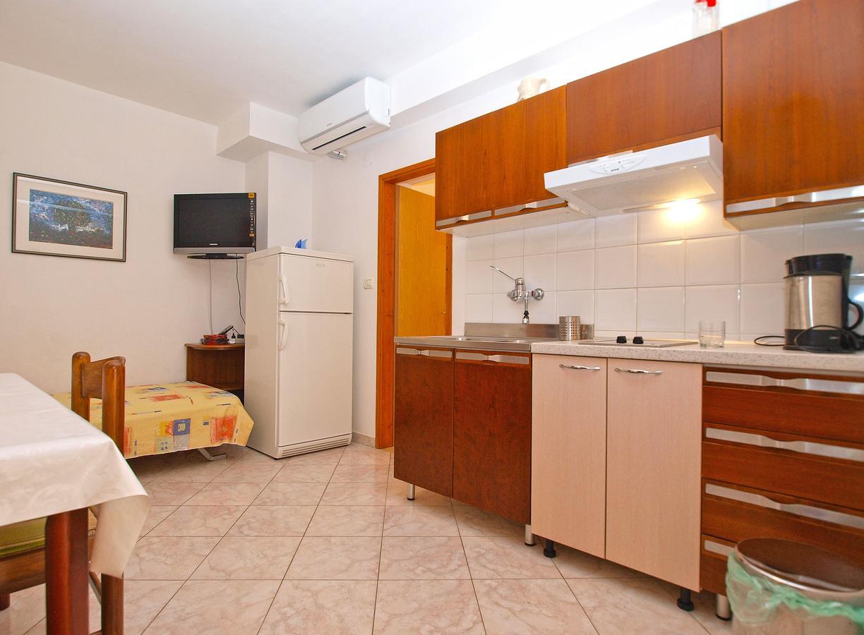 Apartment Elda 1455 ฟาชานา ภายนอก รูปภาพ