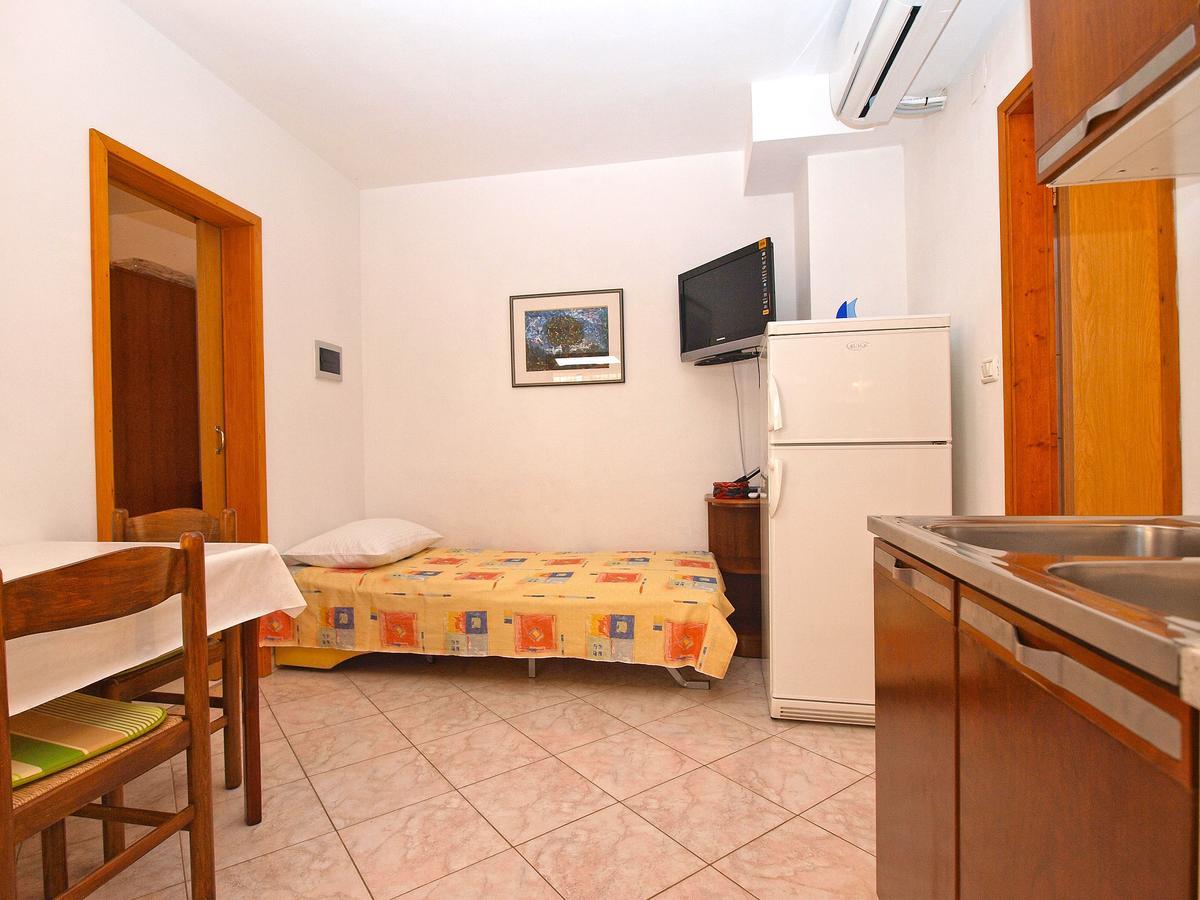 Apartment Elda 1455 ฟาชานา ภายนอก รูปภาพ